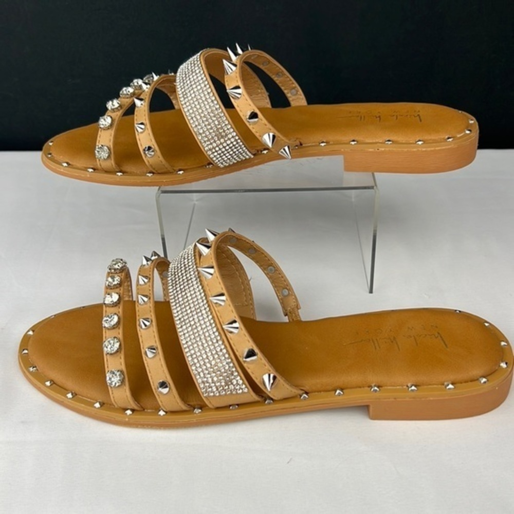 Nicole Miller ‘Jewels & Spikes’ Sandals. SZ: 7.5, 8.5 NWT